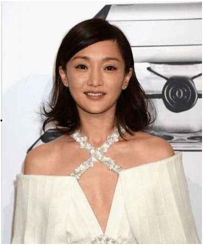 娱乐圈身材平板的女星,娱乐圈身材扁平的女星盘点