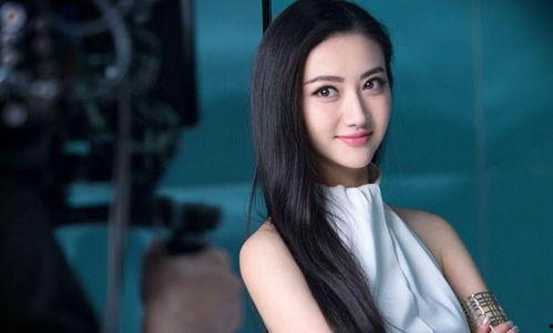 明星中谁的背景最大,谁在娱乐圈中独树一帜？