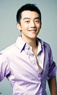 郑恺个人资料简介及,多面艺人，从喜剧明星到实力派演员的蜕变之路  第3张